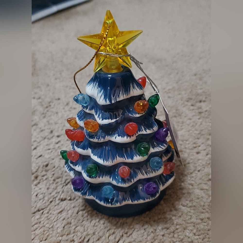 Mr. Christmas Light up Christmas Tree Ornament